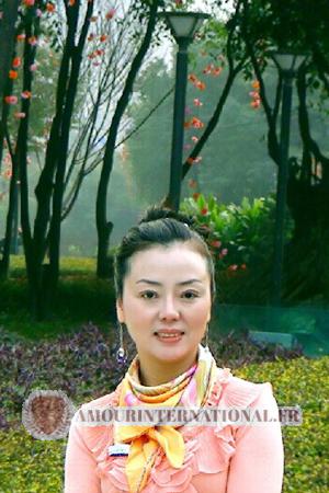 Chine women