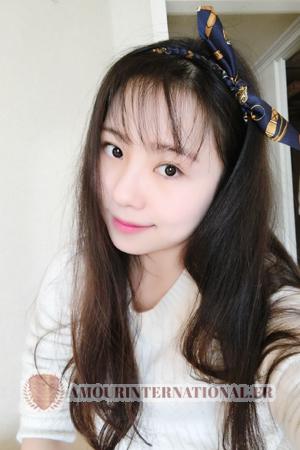 165723 - Yanhong Âge: 37 - Chine