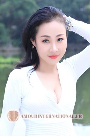 Chine women