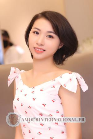 188081 - Yaping (Lilya) Âge: 29 - Chine