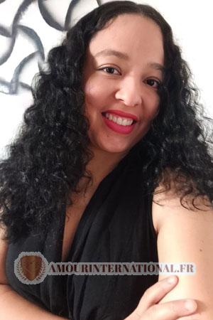 204197 - Karime Âge: 33 - Colombie