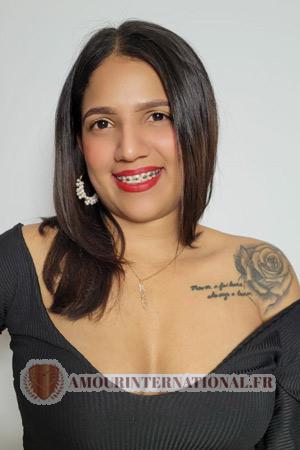 208166 - Alexandra Âge: 32 - Colombie