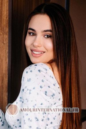 211131 - Julia Âge: 27 - Ukraine