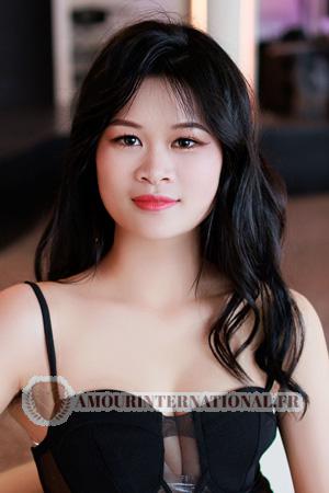 213638 - Sisi Âge: 21 - Chine