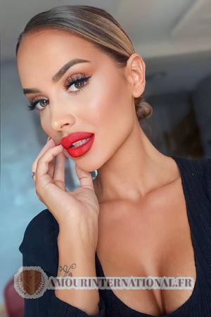 213923 - Djurdjina Âge: 26 - Serbia