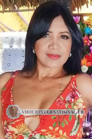 215865 - Xiomara &Acirc;ge: 49 - Colombie