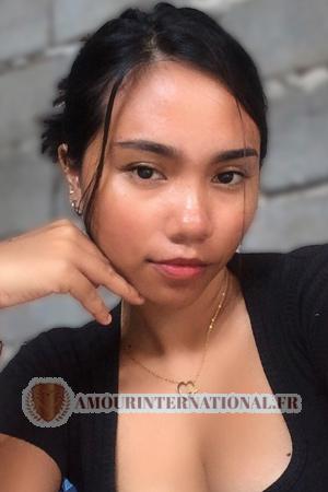 218671 - Liezyl Age: 22 - Philippines