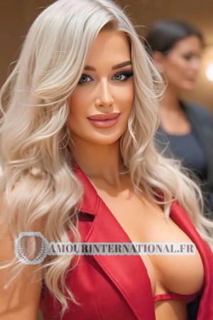 223618 - Anna Âge: 37 - Ukraine
