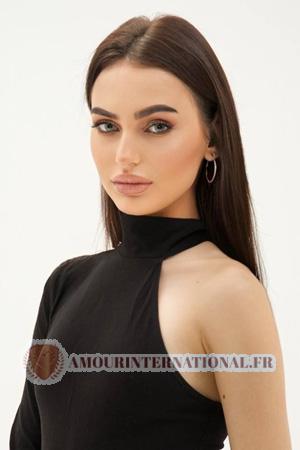 224585 - Nadiia Âge: 19 - Ukraine