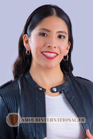 Ladies of P&eacute;rou