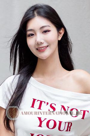 225871 - Xinyue Age: 25 - China