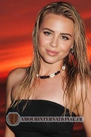 226215 - Tetiana &Acirc;ge: 40 - Ukraine