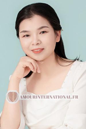Ladies of Chine