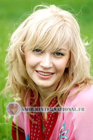 79576 - Lilia &Acirc;ge: 33 - Russie
