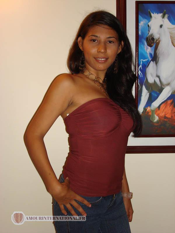 Colombia-Women-2873