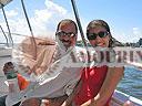 cartagena-women-boat-1104-31